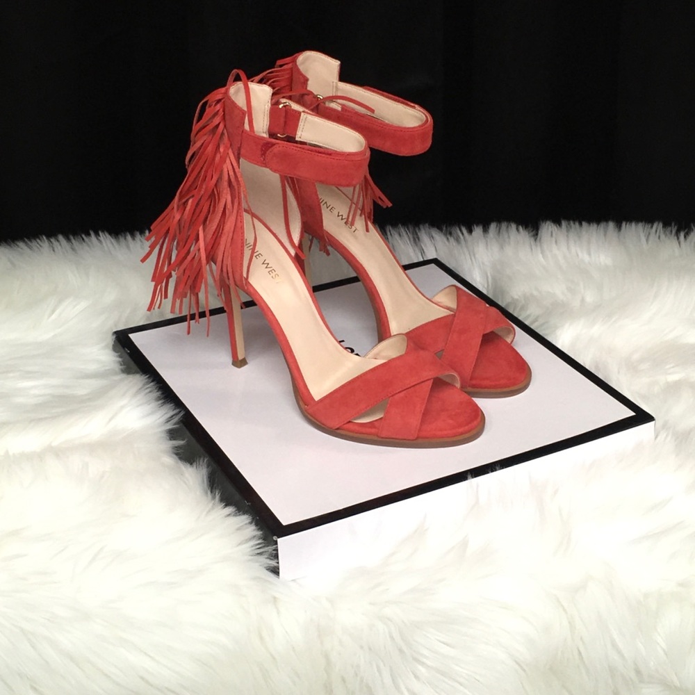 Heels/ Never worn